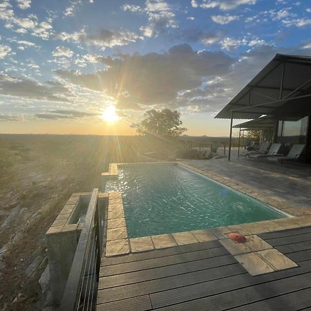 Aloegrove Safari Lodge Otjiwarongo Exterior photo